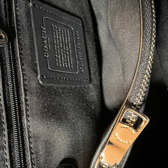 Authenticated Coach Purse, Wallet, Mini ID Case & Pill Case Collection XListed - Picture 2 of 9